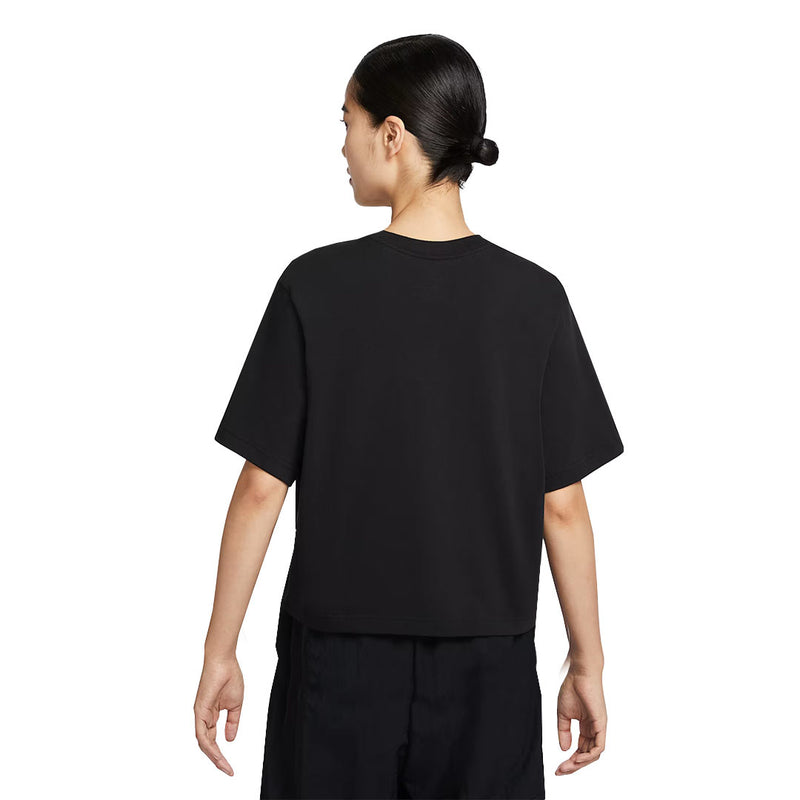 Nike - Women's NSW Essential Boxy Short Sleeve T-Shirt (DD1237 010)