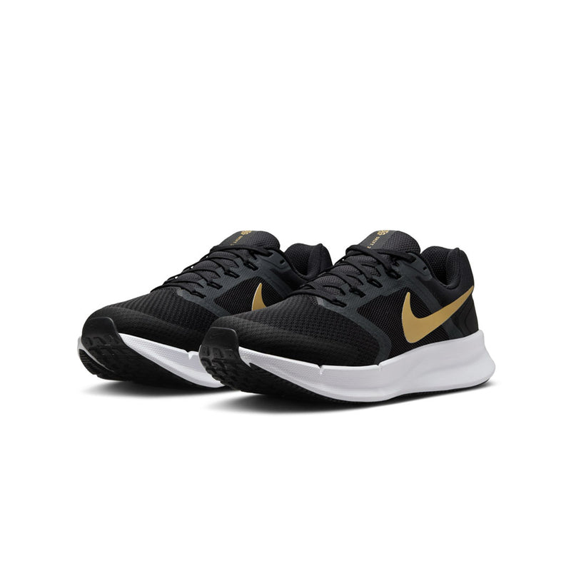 nike women's run swift black
