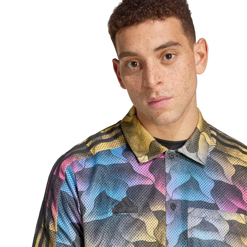 adidas - Chemise de villégiature Tiro Allover Print Mesh pour homme (IP3784)