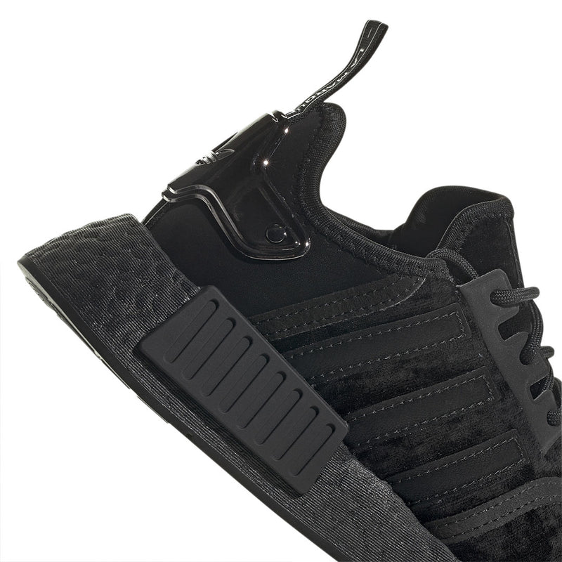 adidas - Chaussures NMD_R1 pour femmes (GW5682)