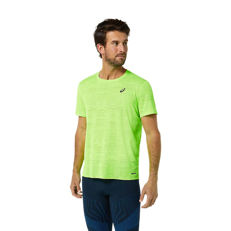 Asics Men s Ventilate Actibreeze Short Sleeve T Shirt 2011C231 302