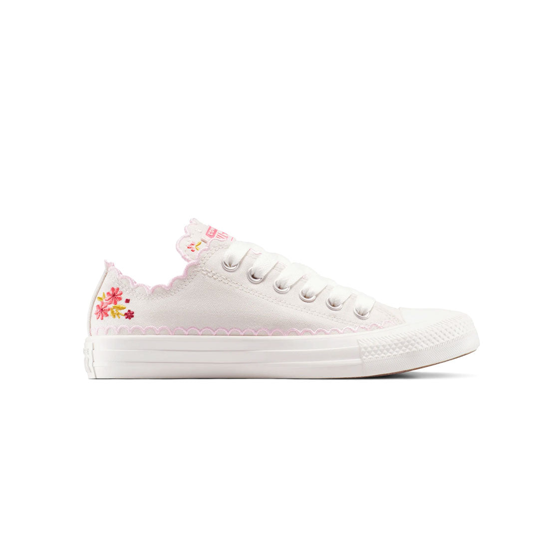 Converse - Unisex Chuck Taylor All Star Embroidered Flowers Low