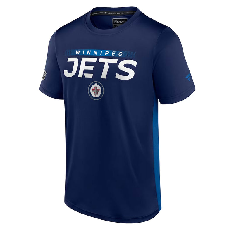 Fanatics - T-shirt authentique Pro Tech des Jets de Winnipeg pour hommes (MZL7 777X 2GN 1OM) 