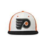 Fanatics - Philadelphia Flyers Vintage Logo Snapback Hat (162A 86AG VPF AMD)