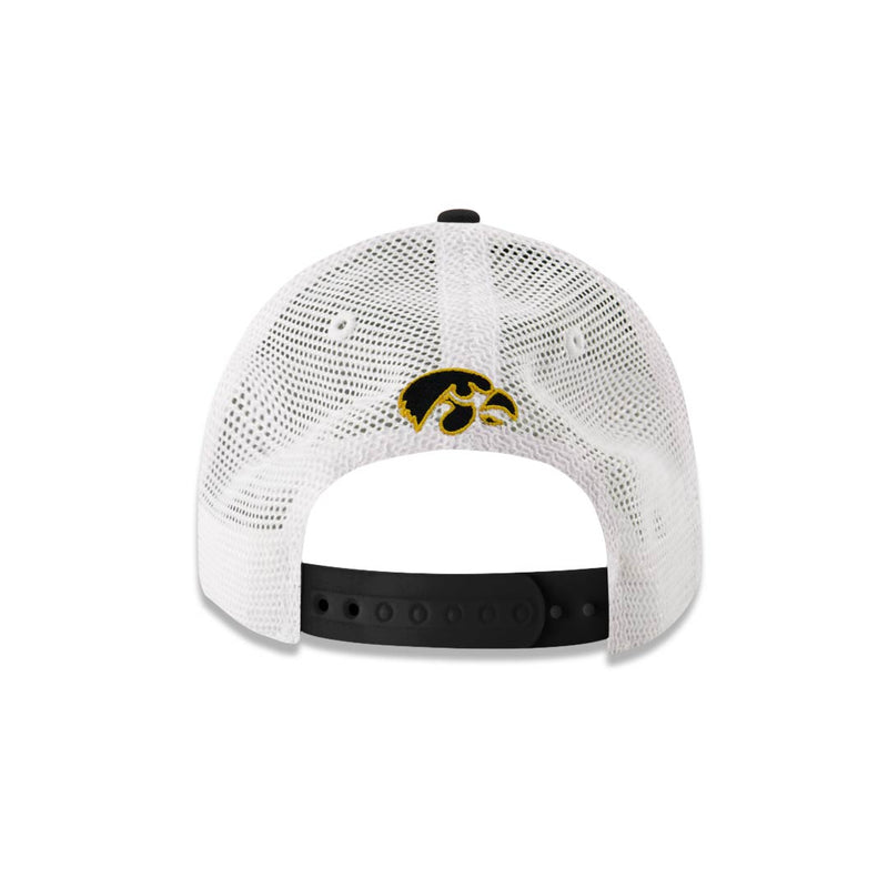 Kids' Iowa Hawkeyes Adjustable Flat Snapback Hat (RTLS IA ADY 2TN)