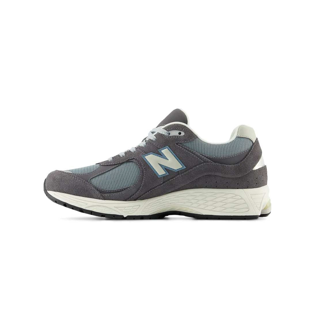 ★New Balance★ [New Balance] 2002 Sneakers Unisex M2002RFB New Balance - Unisex 2002 Shoes (M2002RFB-D) – SVP Sports
