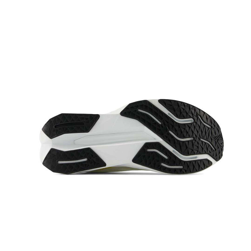 New Balance - Women's FuelCell Propel v5 Shoes (WFCPRLC5-B)