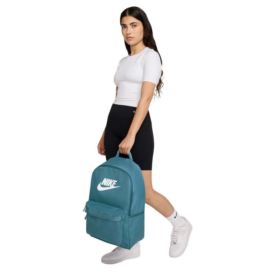 Nike - Heritage Backpack (DC4244 006) – SVP Sports