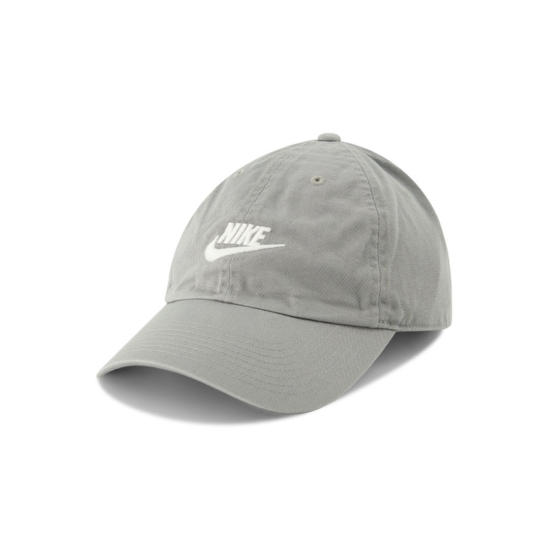 インディバCapコード　ER42 Nike - Unisex Club Unstructured Futura Wash Cap (FB5368 073) – SVP