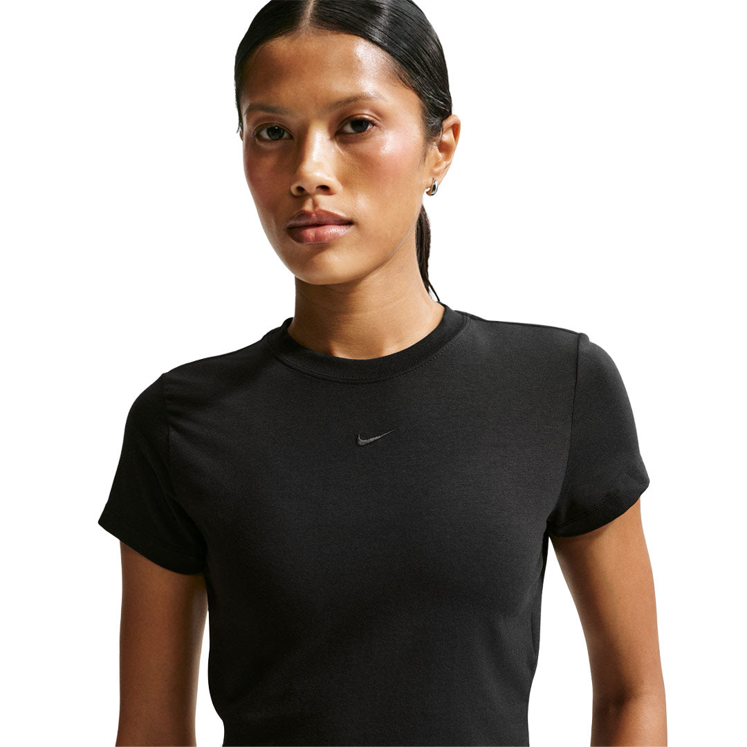 Nike - Women's NSW Chill Knit Crop T-Shirt (HF9538 010) – SVP Sports