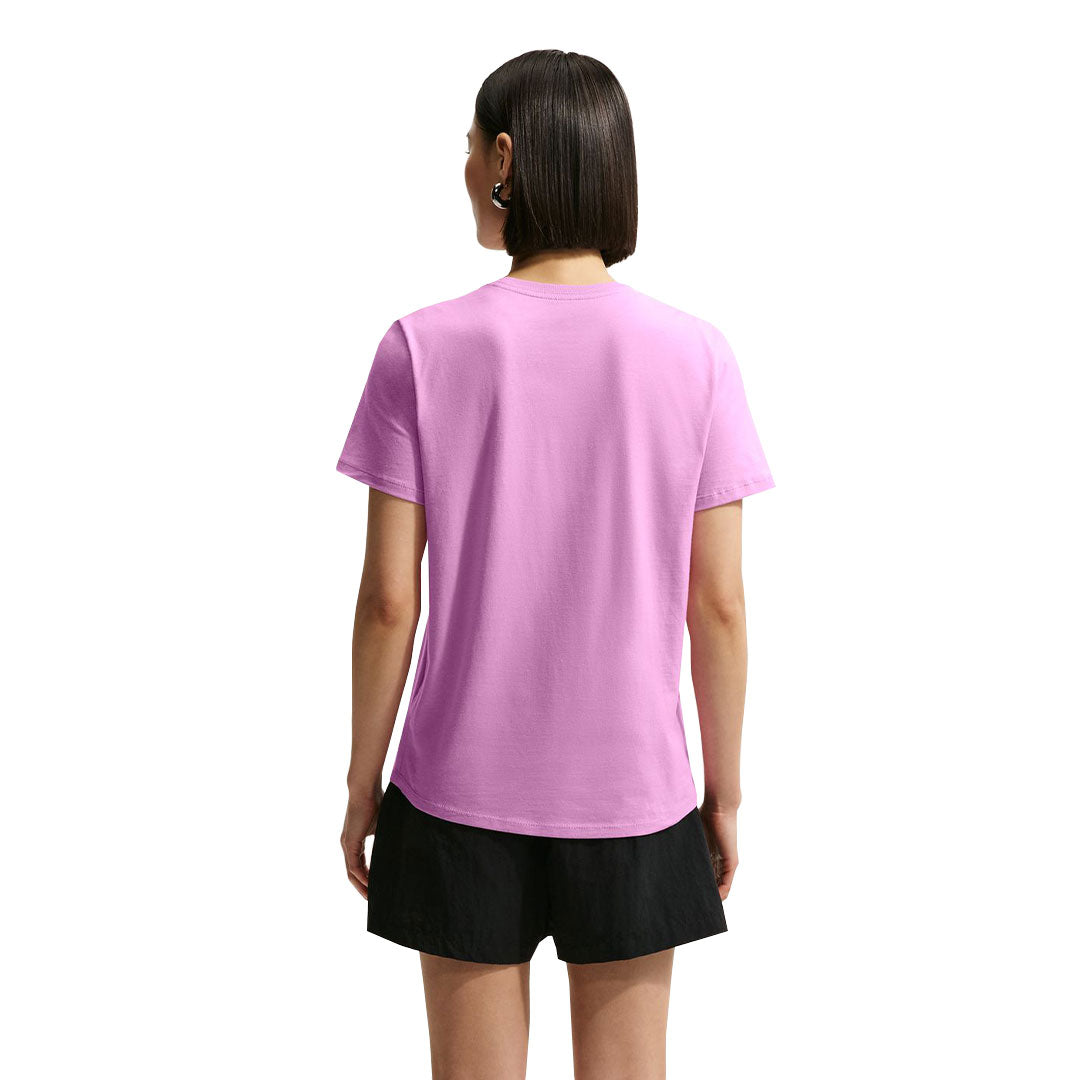 Nike - Women's NSW Club Essentials T-Shirt (DX7902 504) – SVP Sports