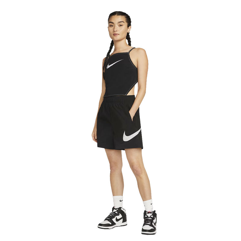 Nike - Women's NSW Essential Woven Shorts (DM6739 010)