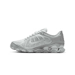 Nike - Women's Reax 8 SL Shoes (IR1458 005)