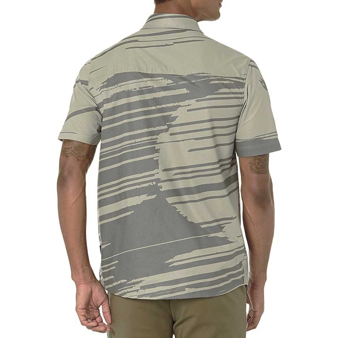 Oakley - Men's Tempo Woven Short Sleeve Shirt (FOA404022 2A9