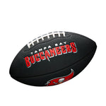 Wilson - Mini ballon de football doux au toucher des Buccaneers de Tampa Bay (WTF1533BLIDTB) 