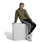 adidas - Girls' (Junior) Boyfriend Crew Sweatshirt (IX7641)