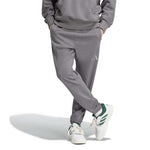 adidas - Pantalon de jogging en polaire SZN pour hommes (IY6569)