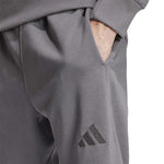 adidas - Pantalon de jogging en polaire SZN pour hommes (IY6569)