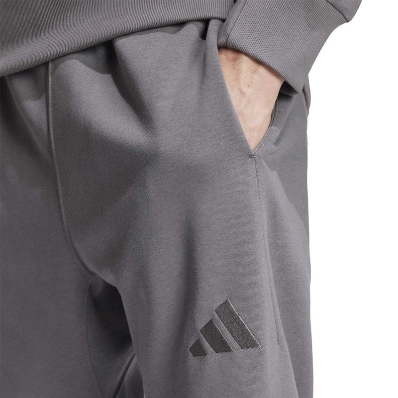 adidas - Pantalon de jogging en polaire SZN pour hommes (IY6569)