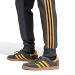 adidas - Men's Manchester United  Icons Track Pant (JN2815)