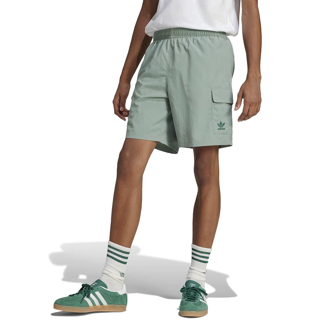 adidas - Men's Trefoil Essentials Woven Cargo Shorts (JP4786