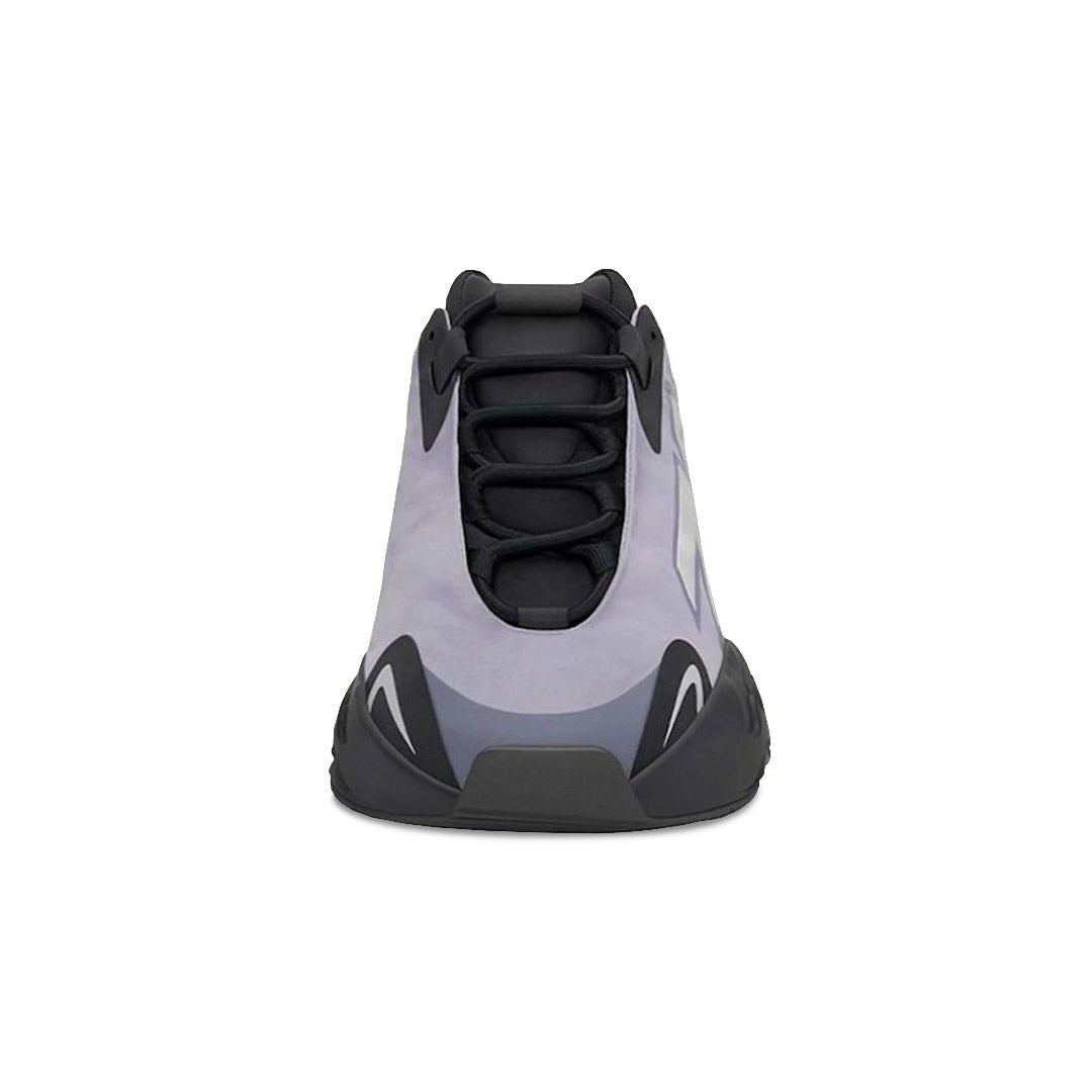 adidas---Unisex-Yeezy-700-MNVN