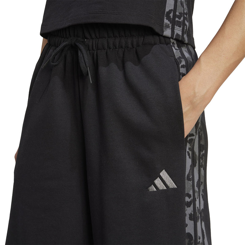 adidas - Women's Animal Print 3-Stripes Open Hem Jogger Pant (JM1840)