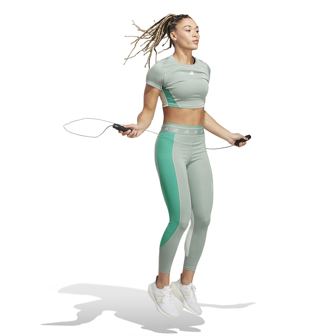 adidas - Women's Colourblock Training T-Shirt (IN5062) – SVP Sports