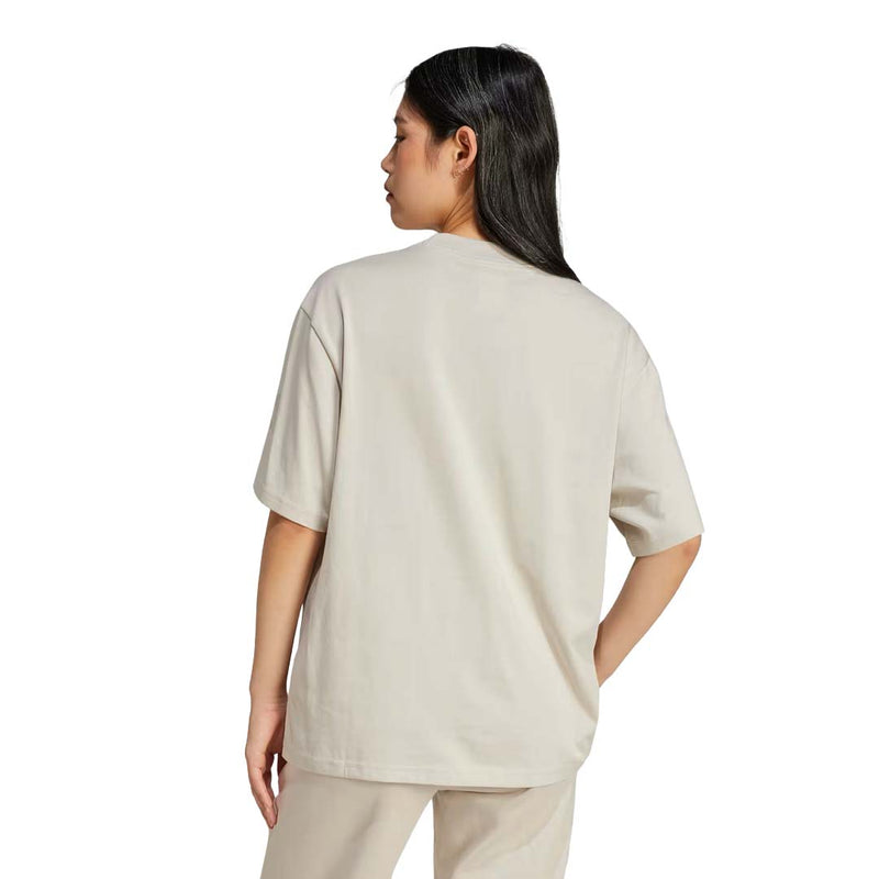 adidas - Women's Essentials Contemporary Logo Boyfriend T-Shirt (JE0001)