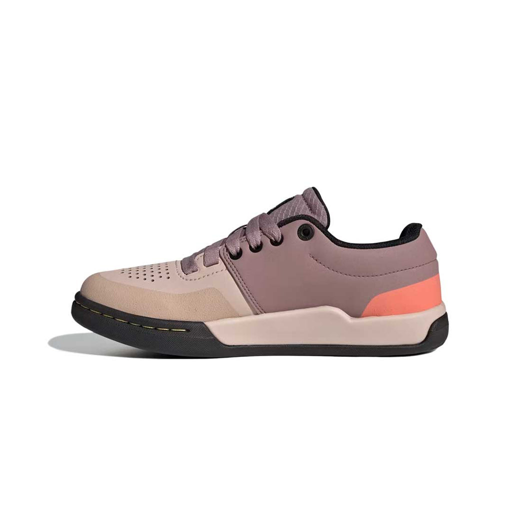 adidas - Chaussures Freerider Pro pour femme (HQ3483)