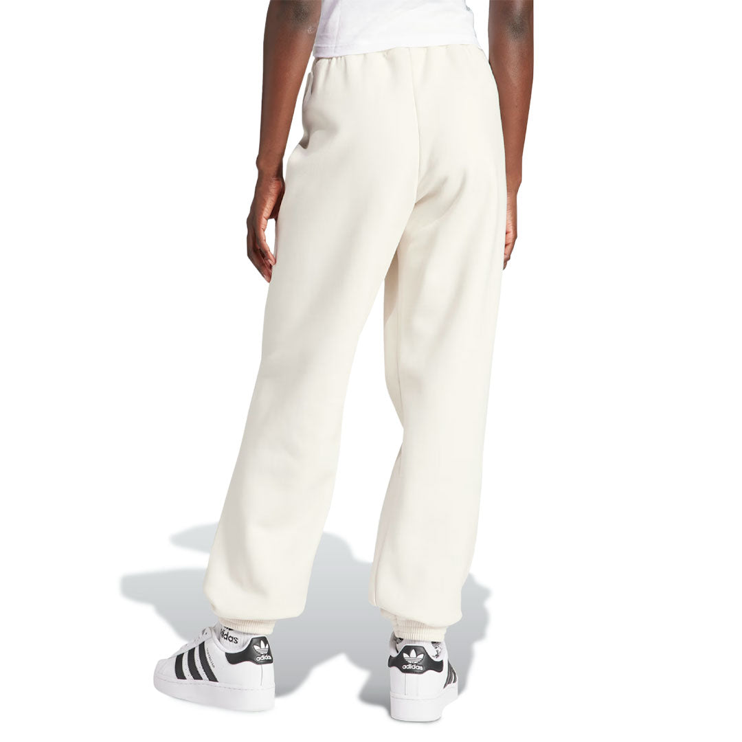 adidas - Women's Holiday Sweatpant (IT1743) – SVP Sports