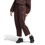 adidas - Pantalon en velours côtelé à ourlet ouvert pour femme (II8083) 