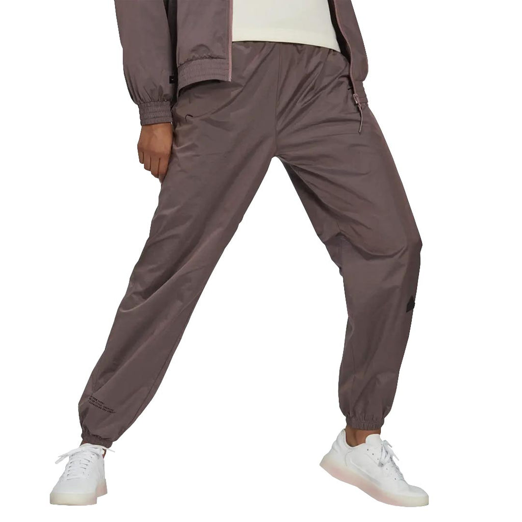 adidas - Women's Woven Pant (HM2905)