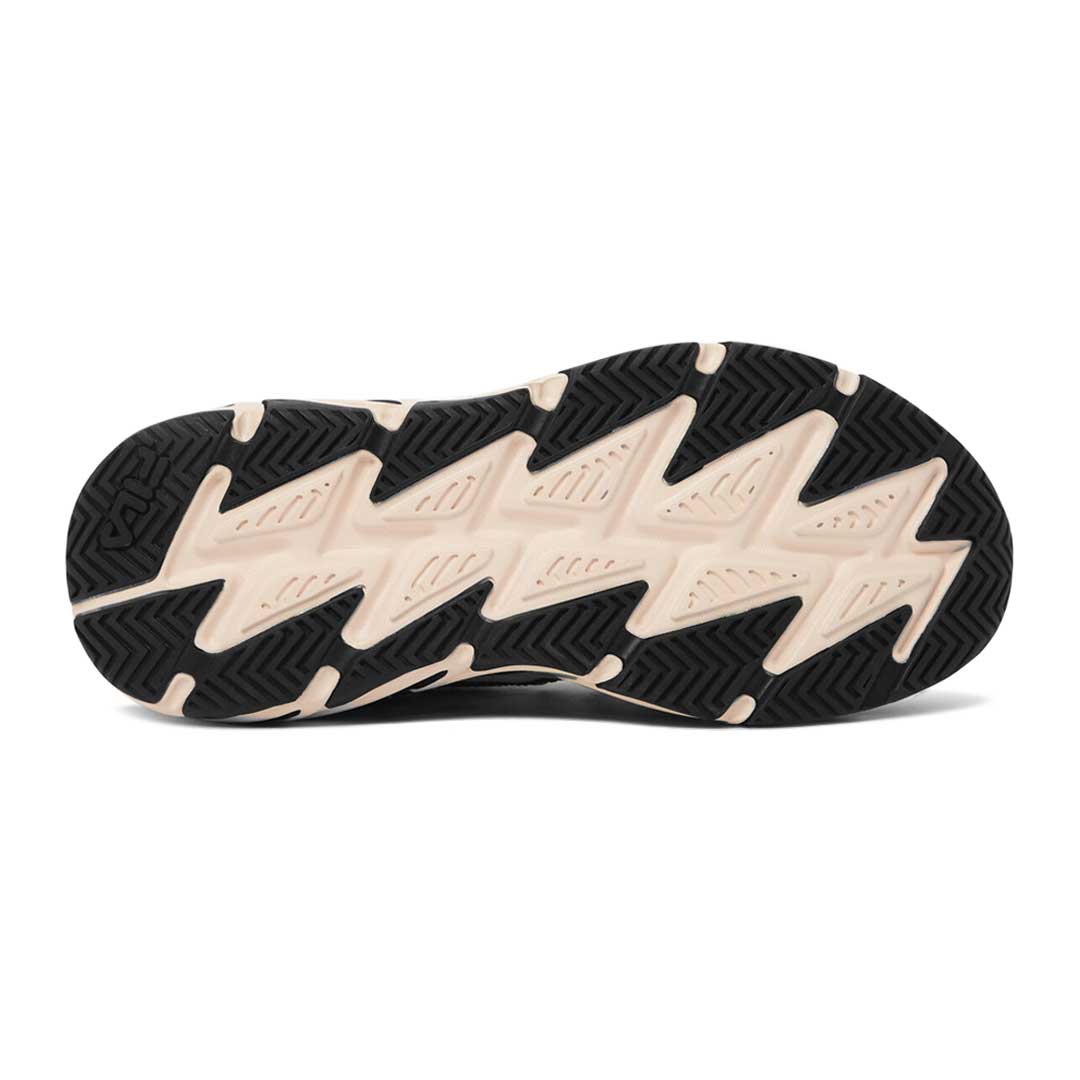Yeezy 700 fila sales