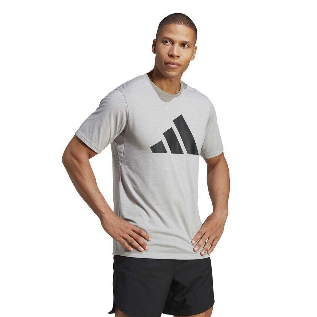 adidas - T-shirt d'entraînement avec logo Train Essentials pour hommes (IB8276)